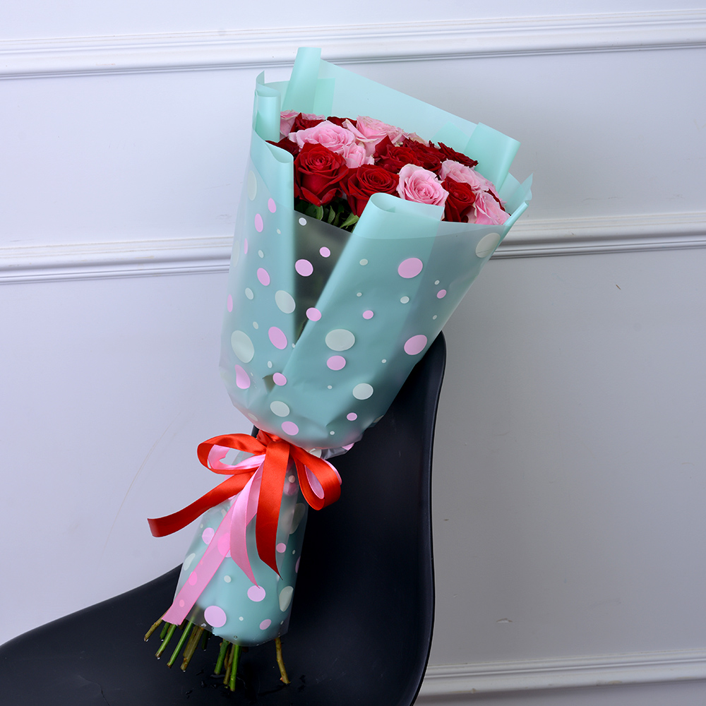 21 разноцветная роза 60 см