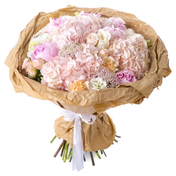 Букет с гортензией и пионами