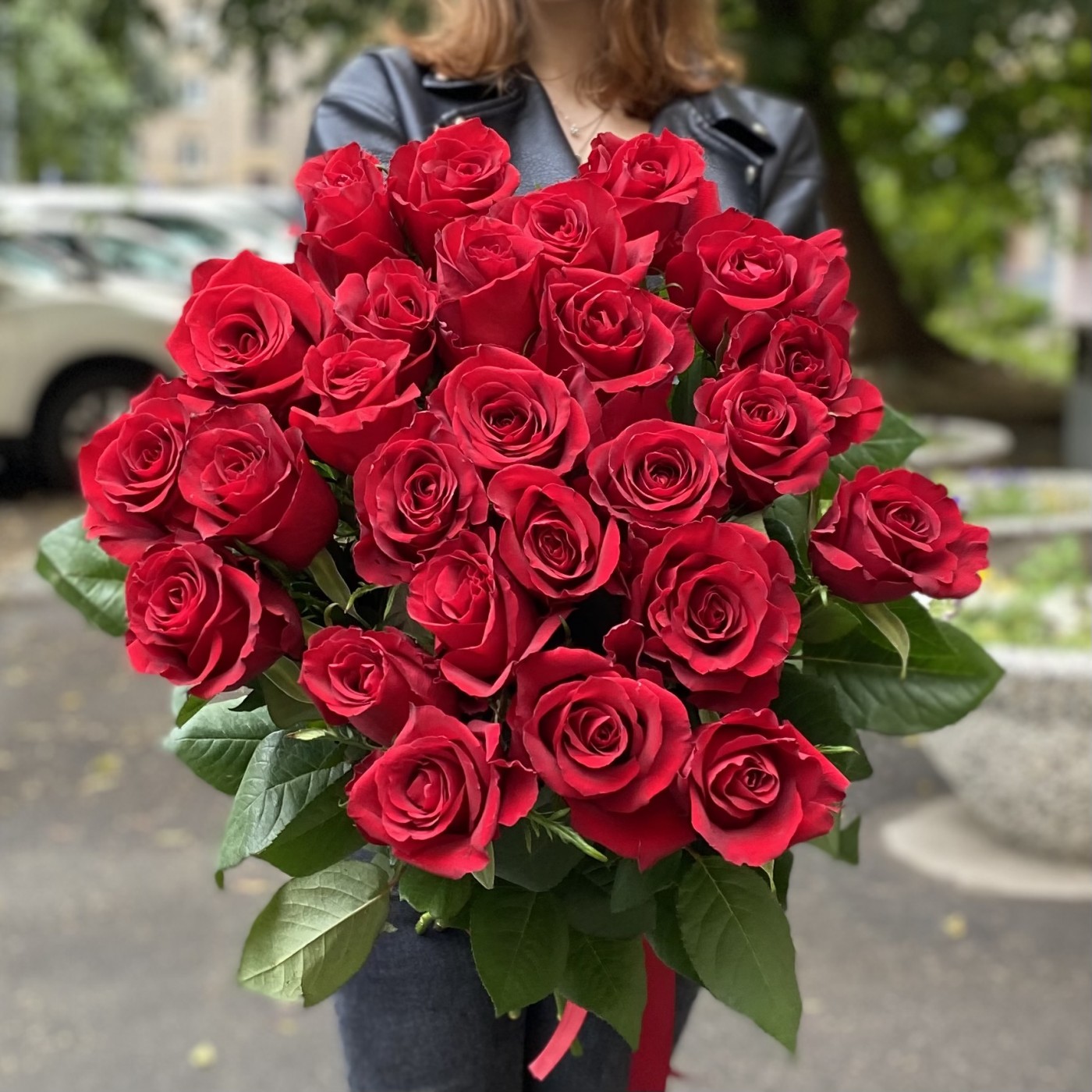 25 красных роз Эквадор 70 см