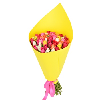 Букет из 51 разноцветной розы в крафте