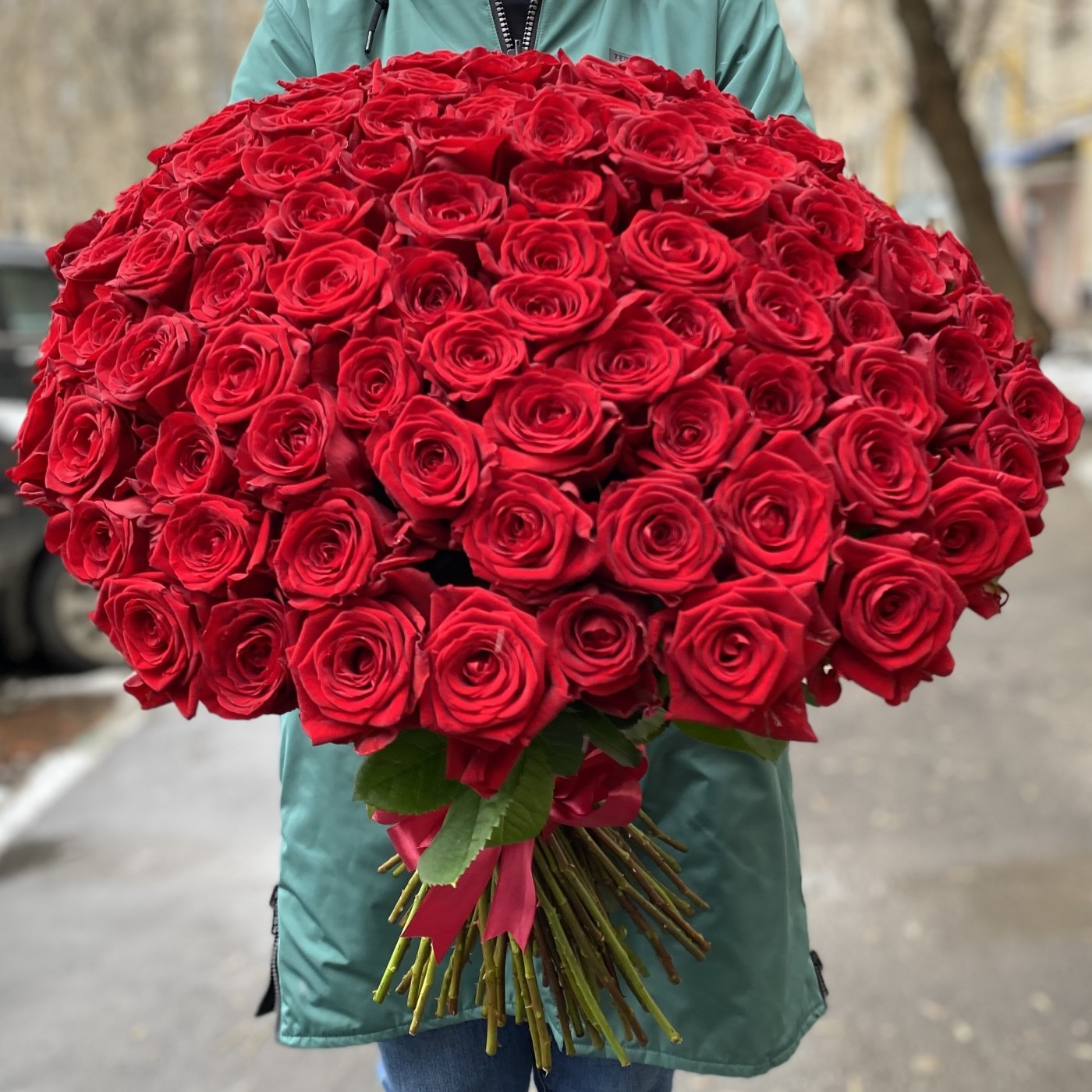 101 красная роза Premium 60 см