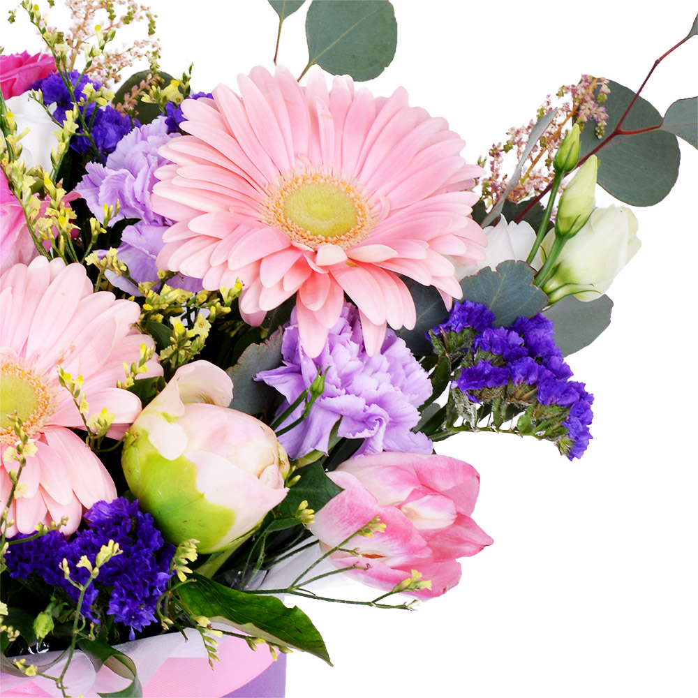 Букет из роз, эустом и гвоздик