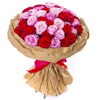 Букет из 23 разноцветных кустовых роз