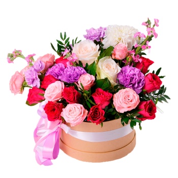 Букет с розами и гвоздиками в шляпной коробке