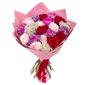 Букет из роз, диантуса и озотамнуса