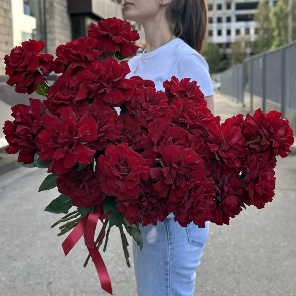 Французская красная роза 25 шт.